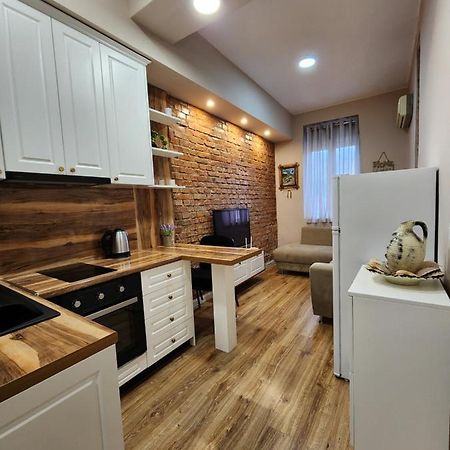 Be My Guest Apartment Tirana Exterior photo